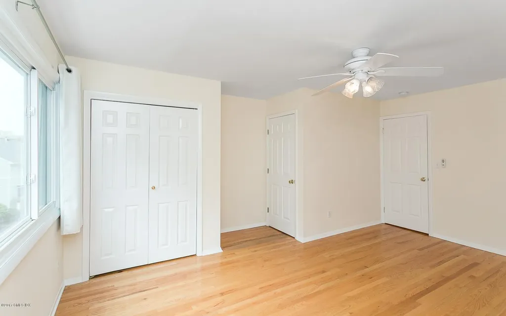 24 Whiffletree Way Riverside CT 06878