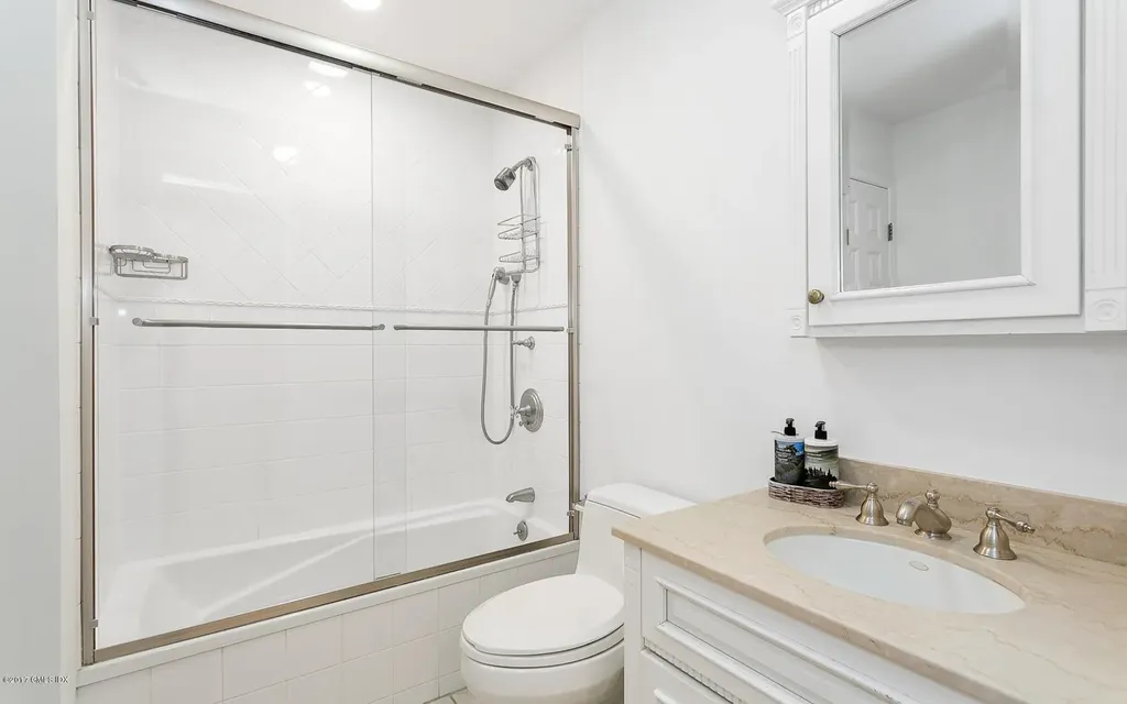 24 Whiffletree Way Riverside CT 06878