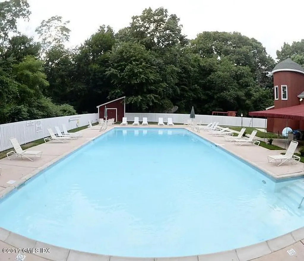 24 Whiffletree Way Riverside CT 06878