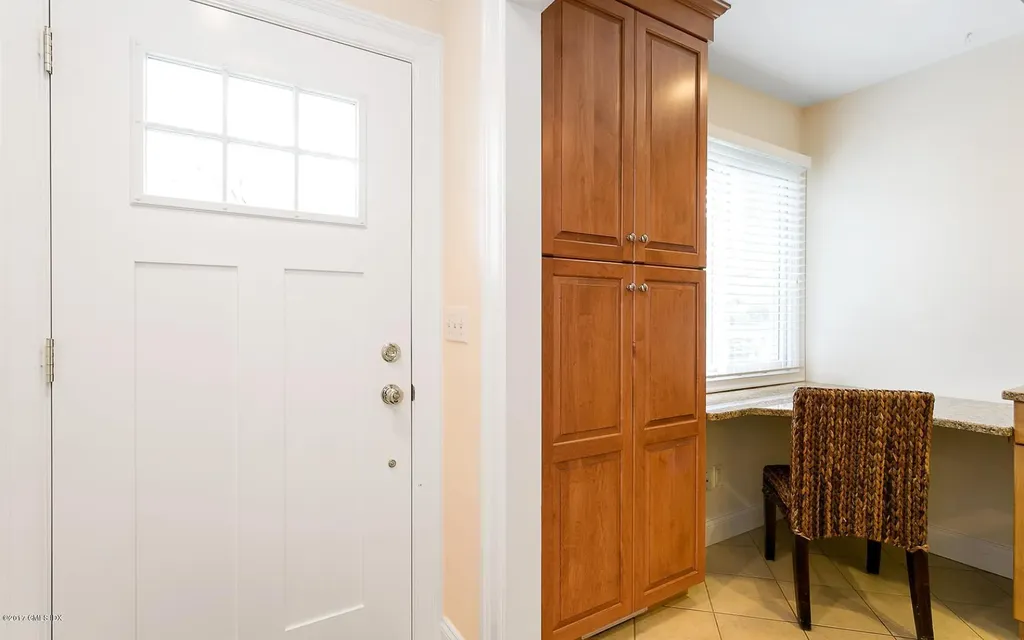 24 Whiffletree Way Riverside CT 06878