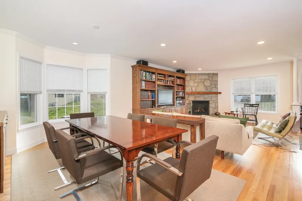 16 Windy Knolls Greenwich CT 06831