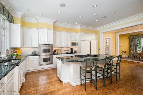 615 Lake Avenue Greenwich CT 06830