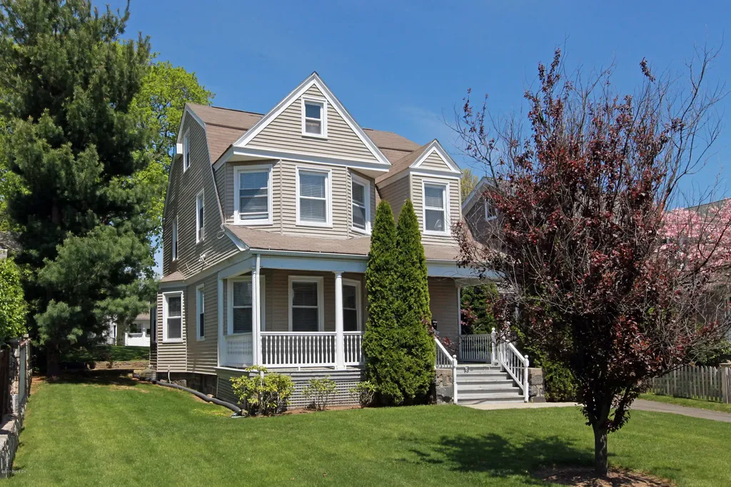 93 E Elm Street Greenwich CT 06830