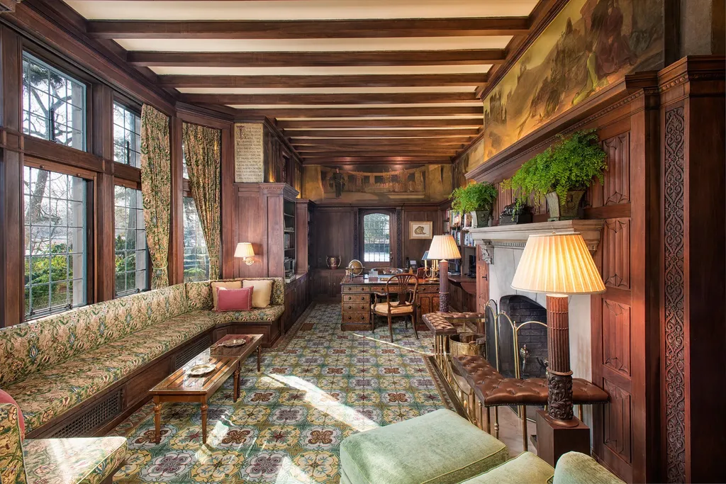 9 Sabine Farm Road Greenwich CT 06831