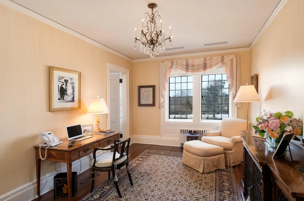 9 Sabine Farm Road Greenwich CT 06831
