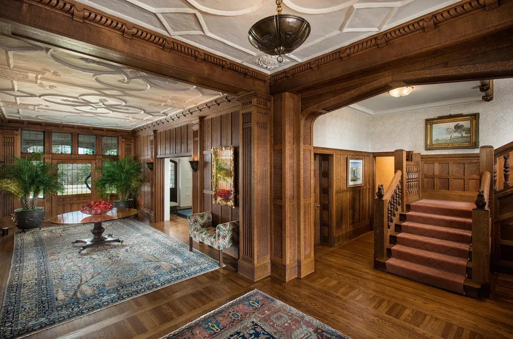 9 Sabine Farm Road Greenwich CT 06831