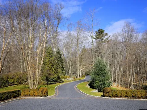74 Upper Cross Road Greenwich CT 06831