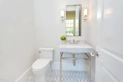 72 Meadow Road Riverside CT 06878