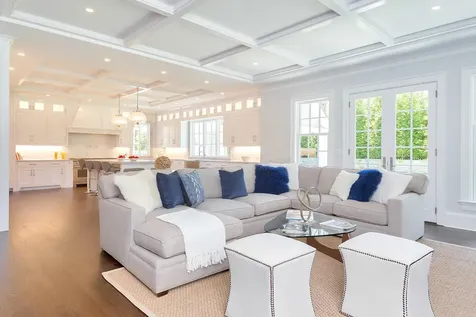 72 Meadow Road Riverside CT 06878