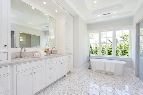 72 Meadow Road Riverside CT 06878