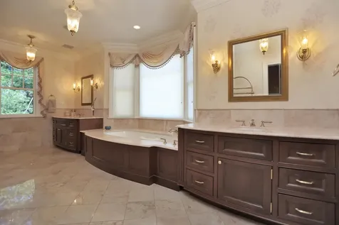 41 Leeward Lane Riverside CT 06878