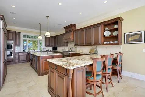 41 Leeward Lane Riverside CT 06878