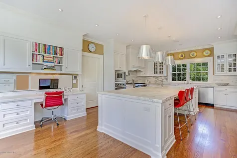 8 Dairy Road Greenwich CT 06830