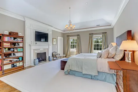 8 Dairy Road Greenwich CT 06830