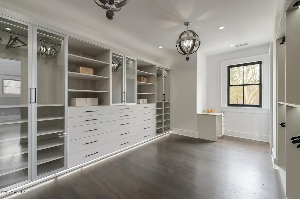 649 River Road Cos Cob CT 06807