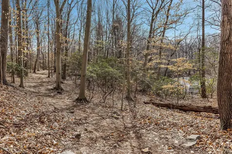 1073 Lake Avenue Greenwich CT 06831