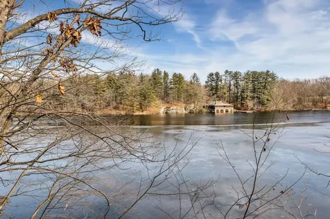 1073 Lake Avenue Greenwich CT 06831