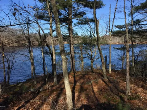 1073 Lake Avenue Greenwich CT 06831