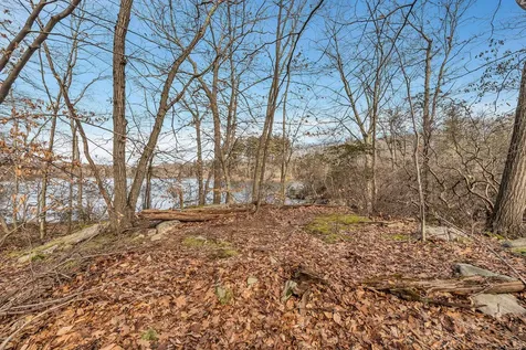 1073 Lake Avenue Greenwich CT 06831