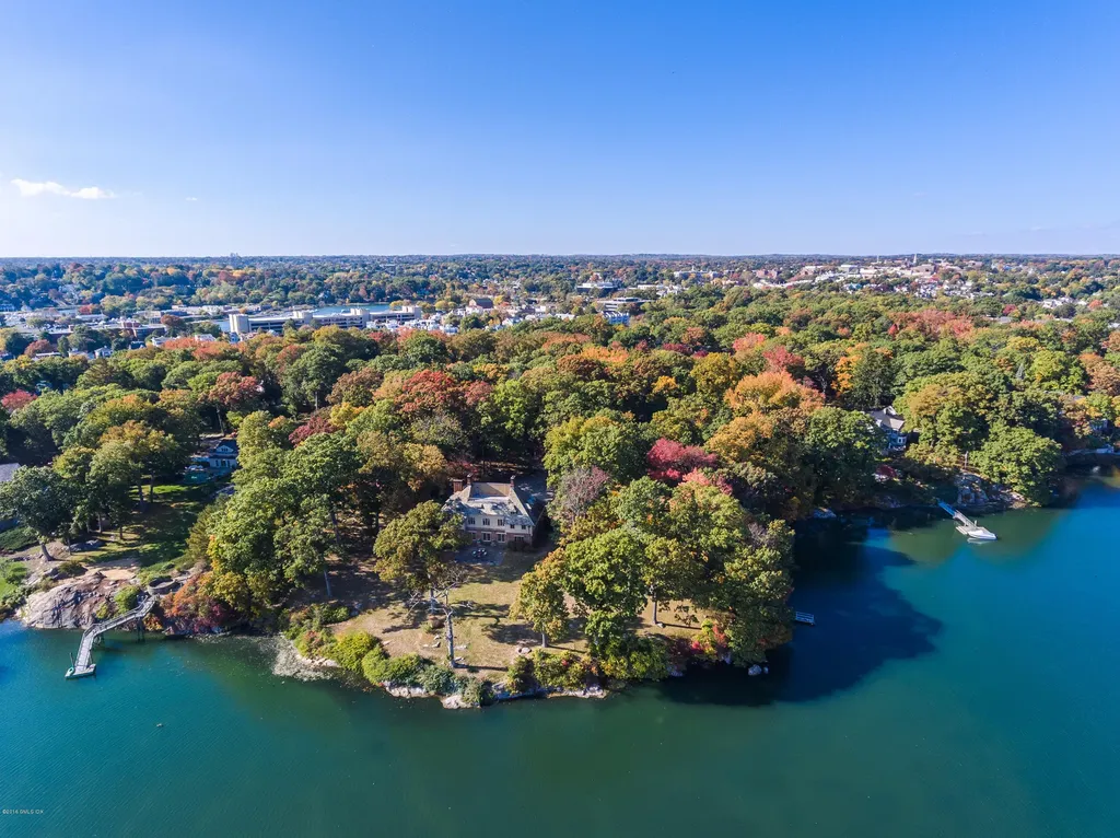60/62 Oneida Drive Greenwich CT 06830