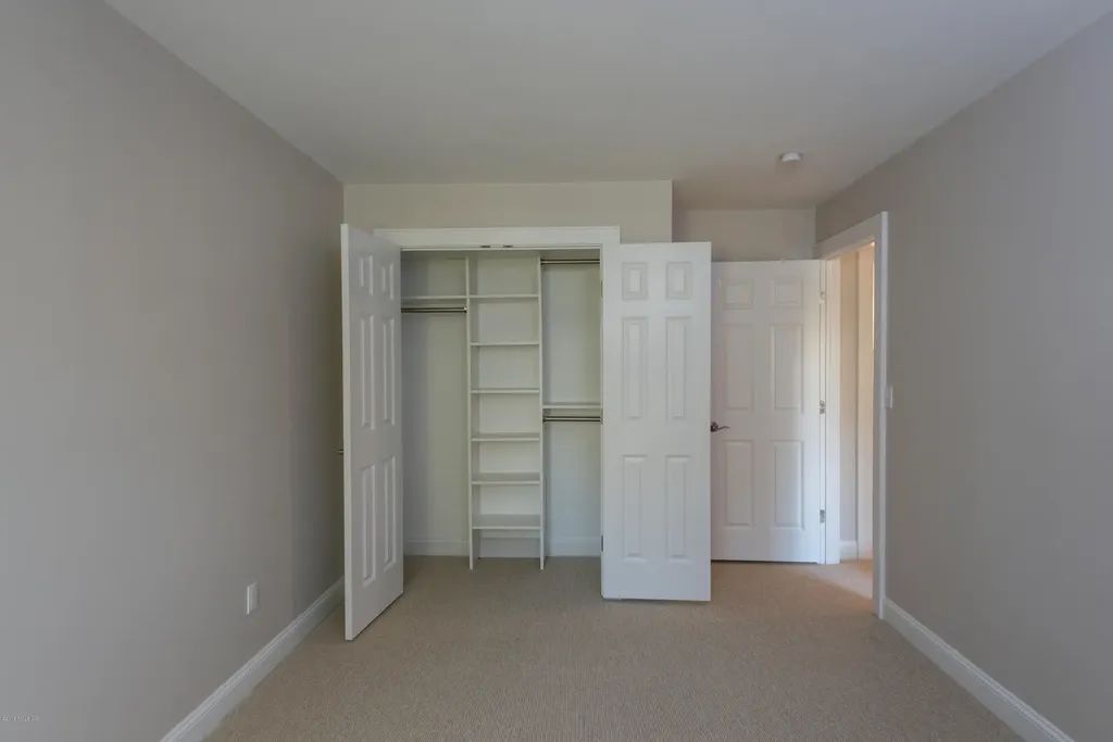 70 Silo Circle Riverside CT 06878