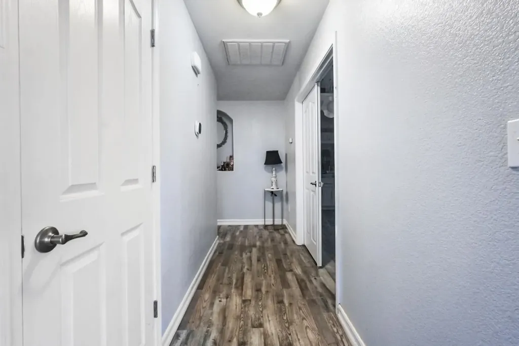 374 Molly Avenue Chowchilla CA 93610