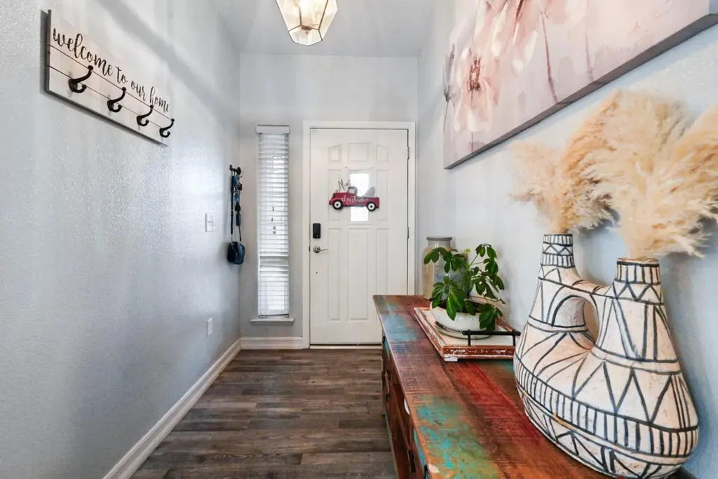 374 Molly Avenue Chowchilla CA 93610