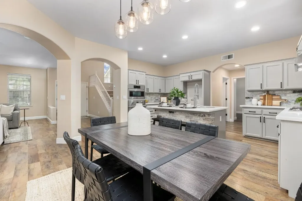 2759 Jordan Avenue Clovis CA 93611