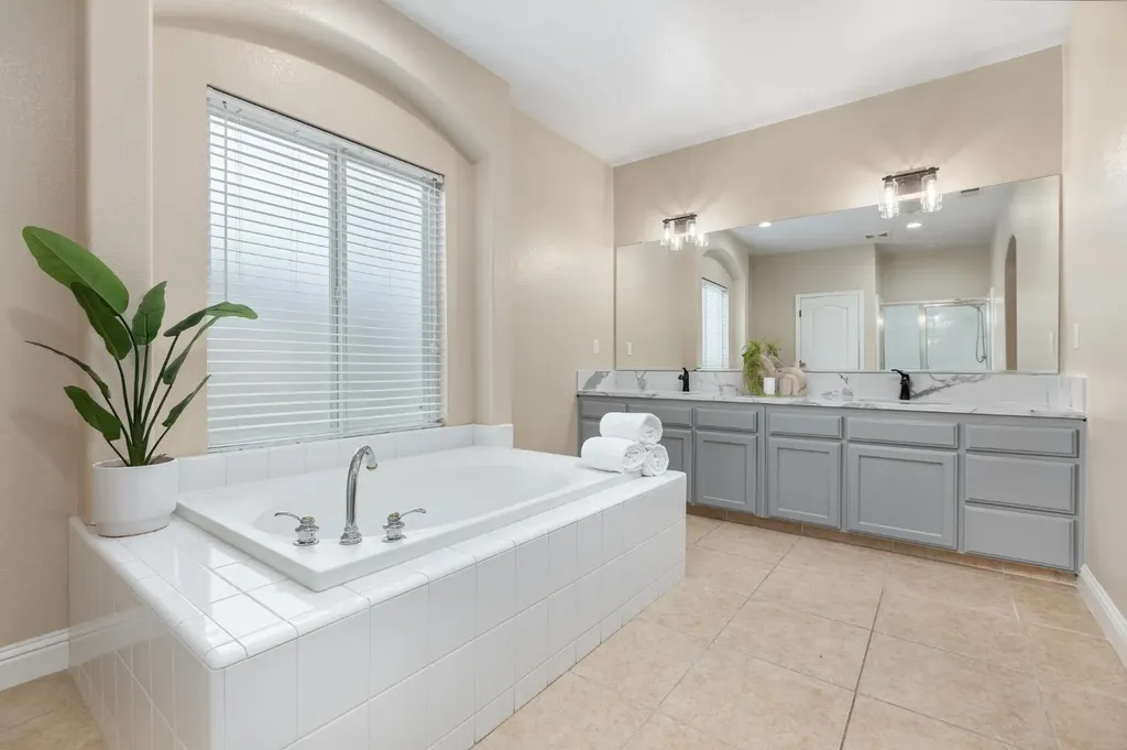 2759 Jordan Avenue Clovis CA 93611