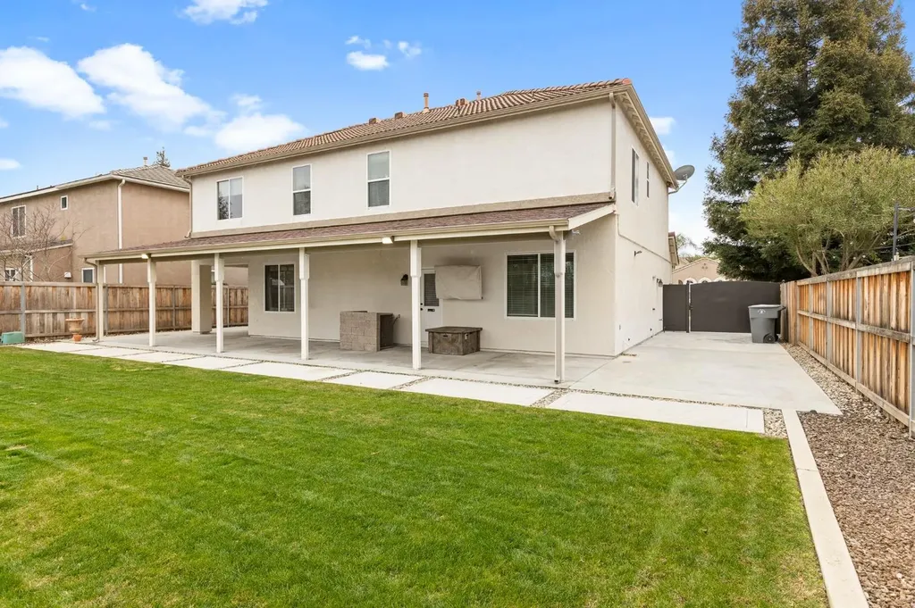 2759 Jordan Avenue Clovis CA 93611