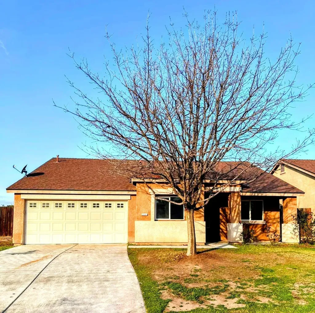 7111 Santana Sun Drive Bakersfield CA 93313