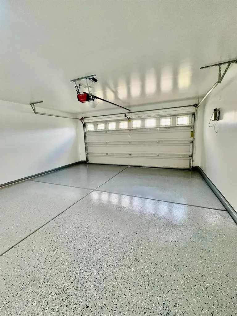 7111 Santana Sun Drive Bakersfield CA 93313