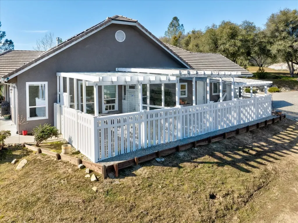 45500 Right Road Ahwahnee CA 93601