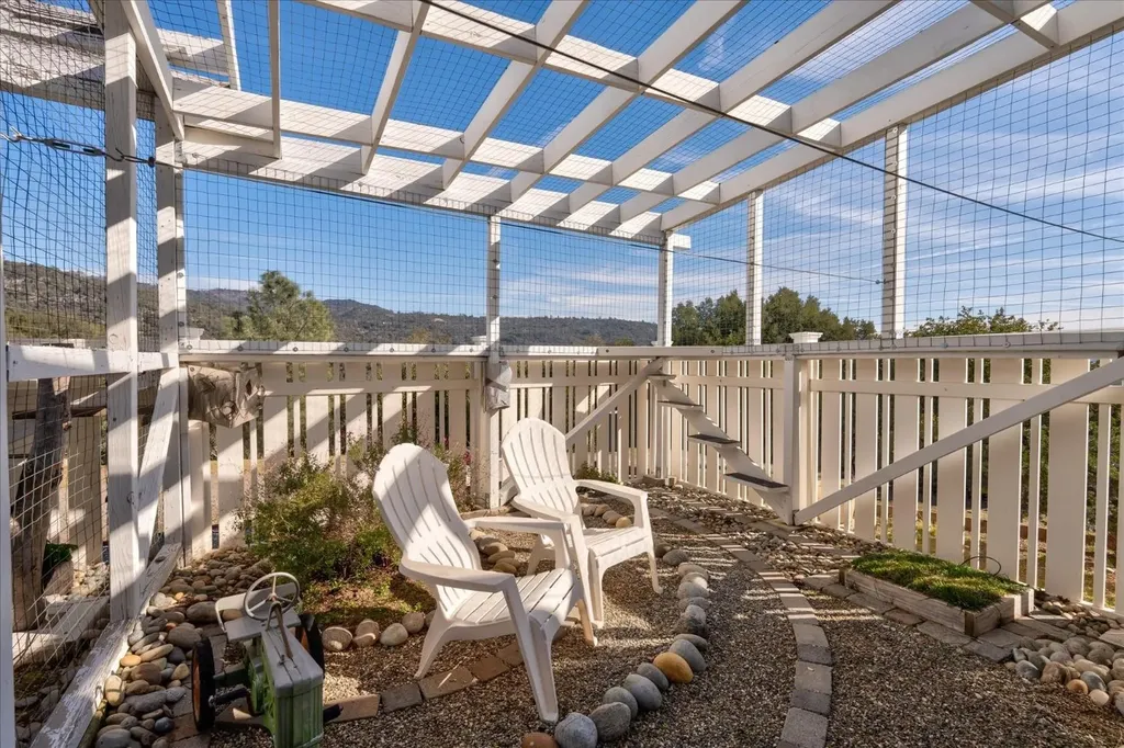 45500 Right Road Ahwahnee CA 93601