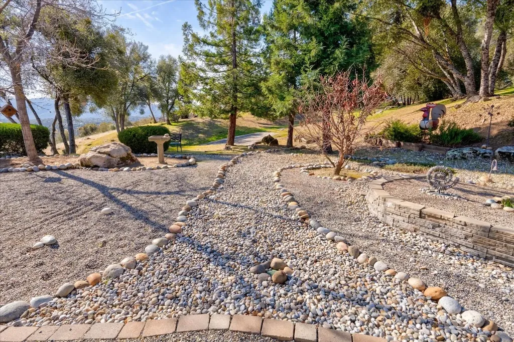 45500 Right Road Ahwahnee CA 93601