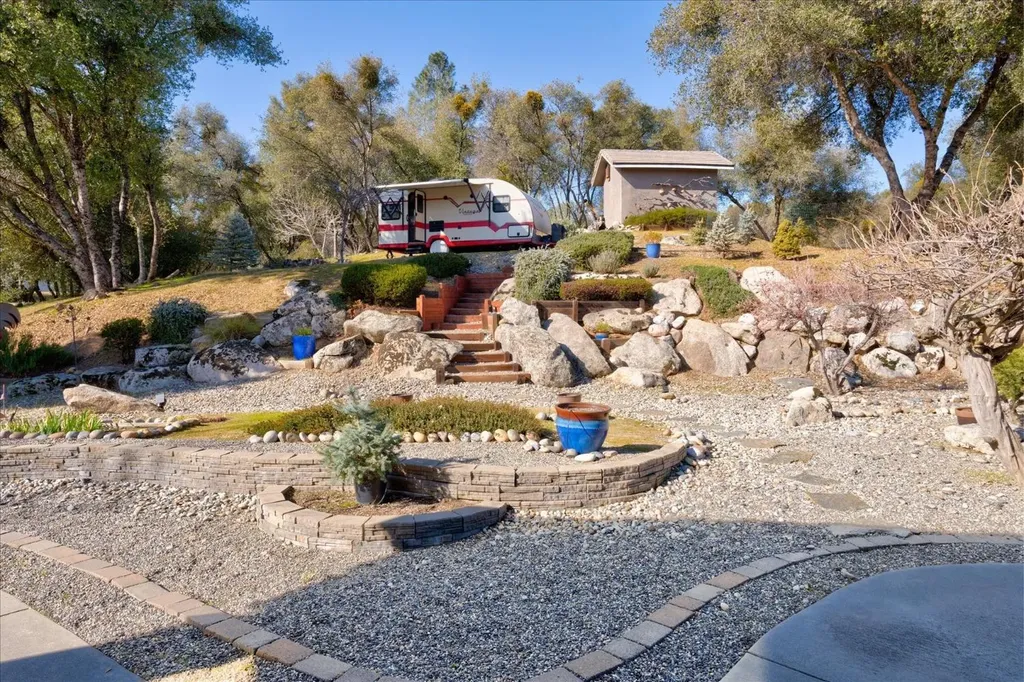 45500 Right Road Ahwahnee CA 93601