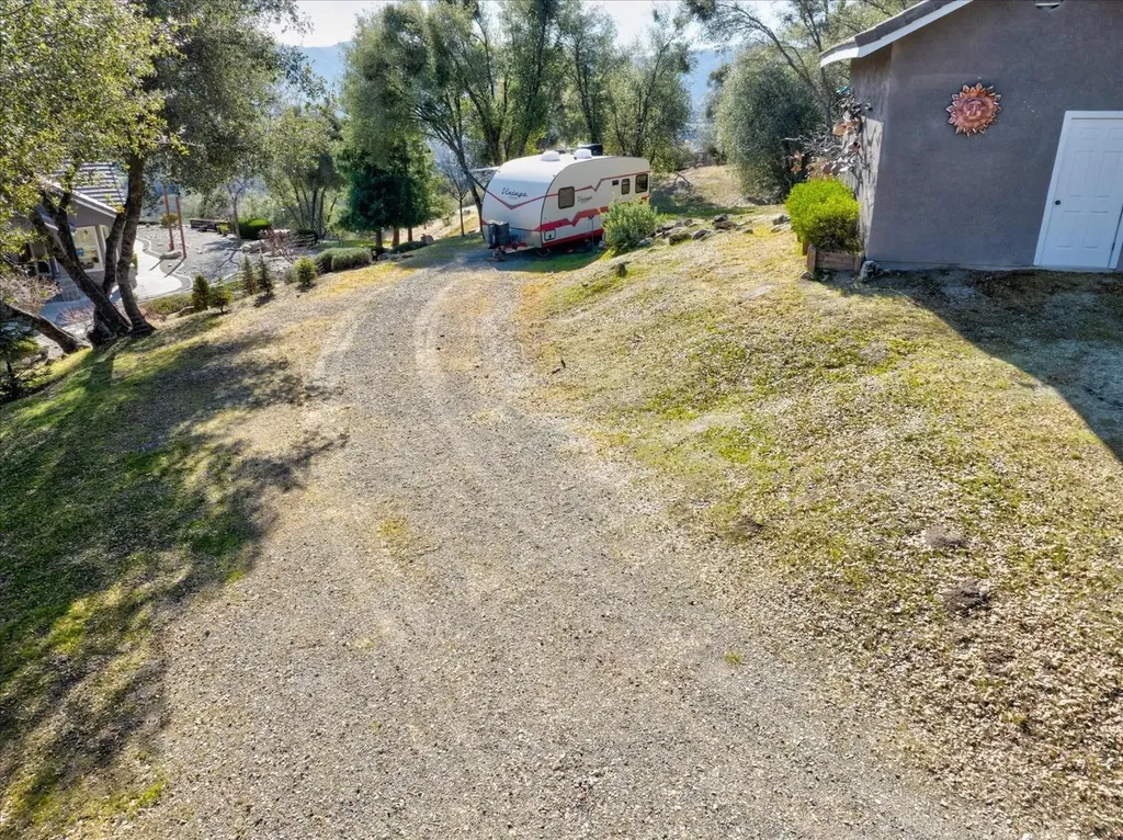 45500 Right Road Ahwahnee CA 93601