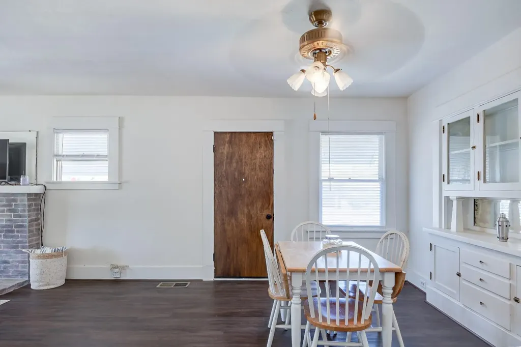 1001 Trinity Avenue Chowchilla CA 93610