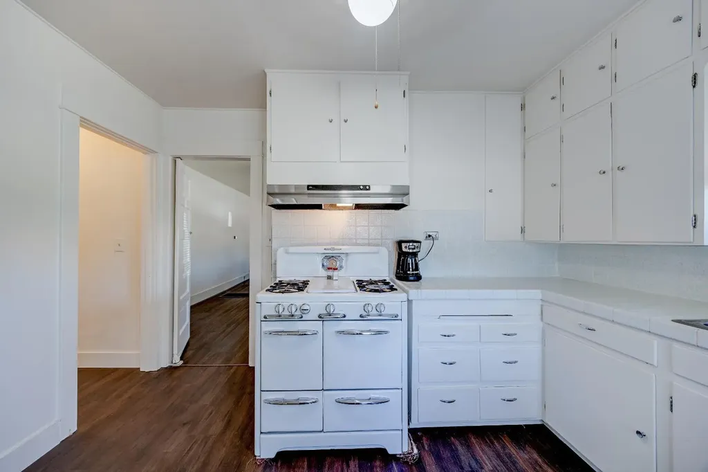 1001 Trinity Avenue Chowchilla CA 93610