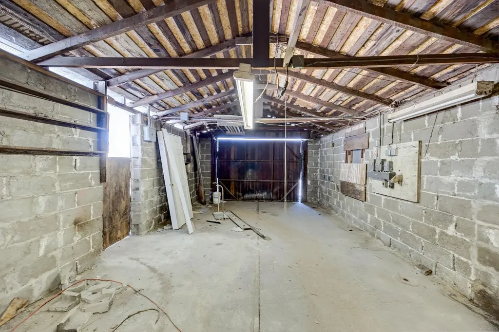 1001 Trinity Avenue Chowchilla CA 93610