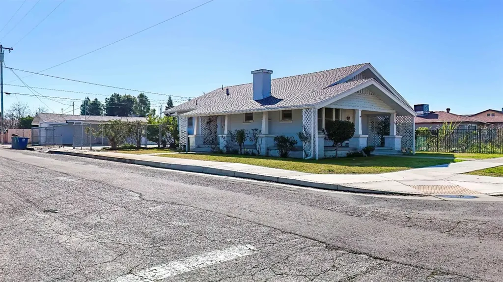 1001 Trinity Avenue Chowchilla CA 93610