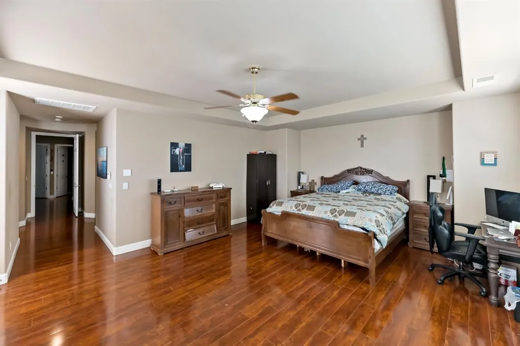 10591 E Biscayne Court Clovis CA 93619