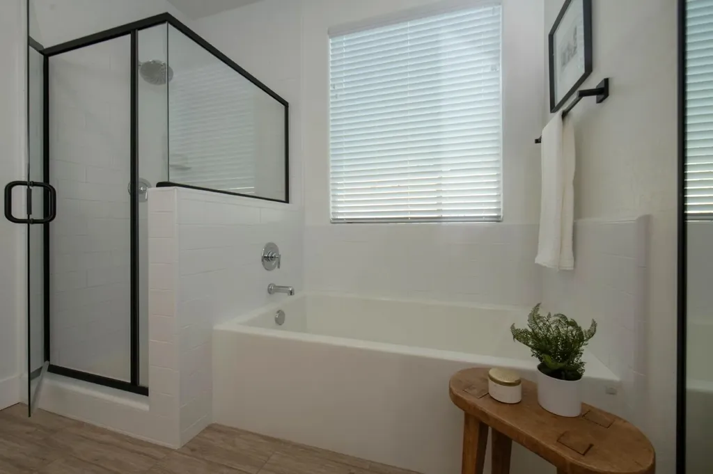 1140 Farmhouse Avenue Clovis CA 93619