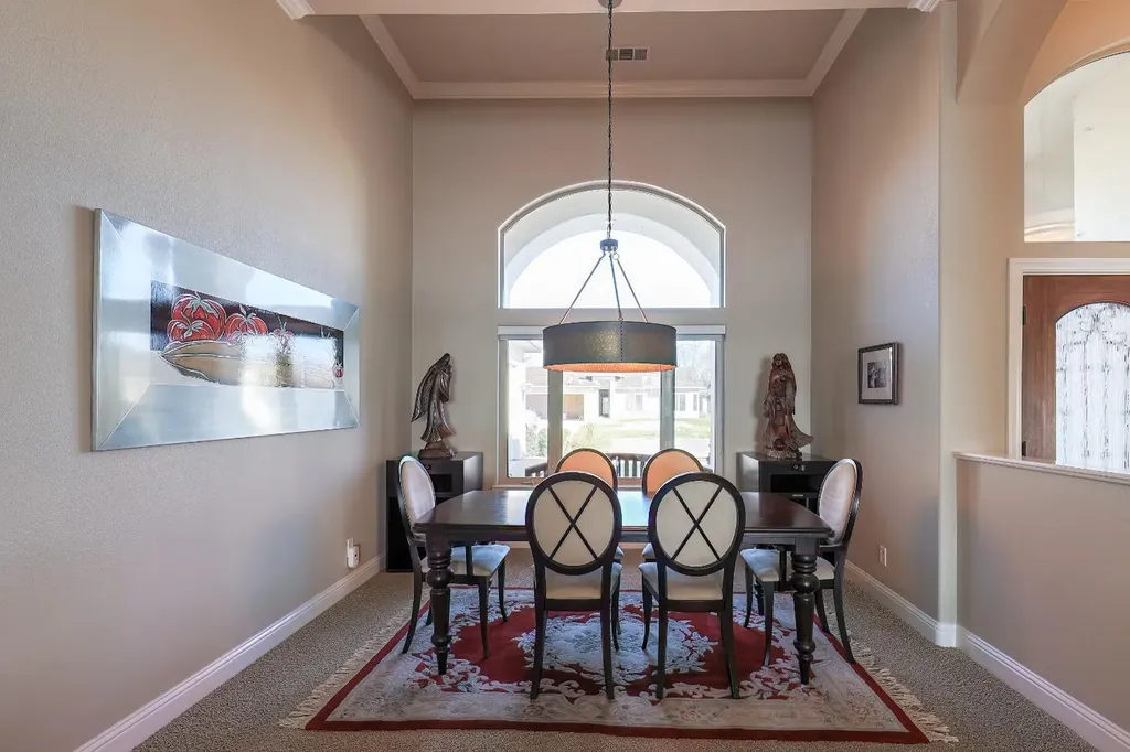 8295 Lake Shore Drive Chowchilla CA 93610