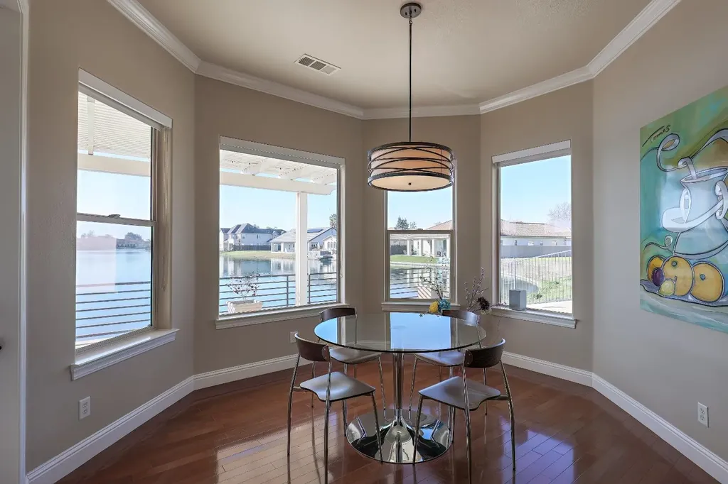 8295 Lake Shore Drive Chowchilla CA 93610