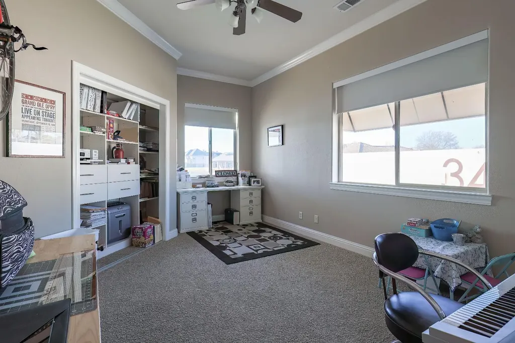 8295 Lake Shore Drive Chowchilla CA 93610