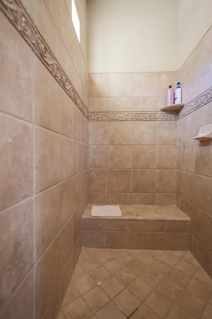 8295 Lake Shore Drive Chowchilla CA 93610