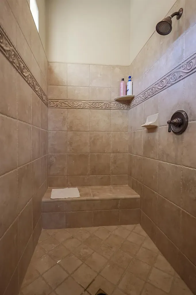 8295 Lake Shore Drive Chowchilla CA 93610