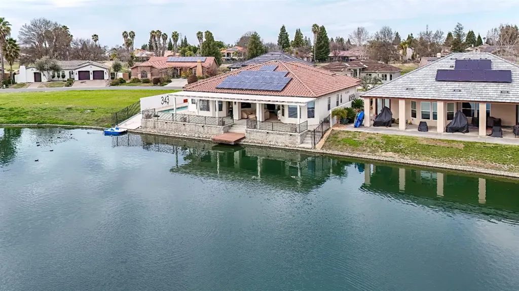 8295 Lake Shore Drive Chowchilla CA 93610