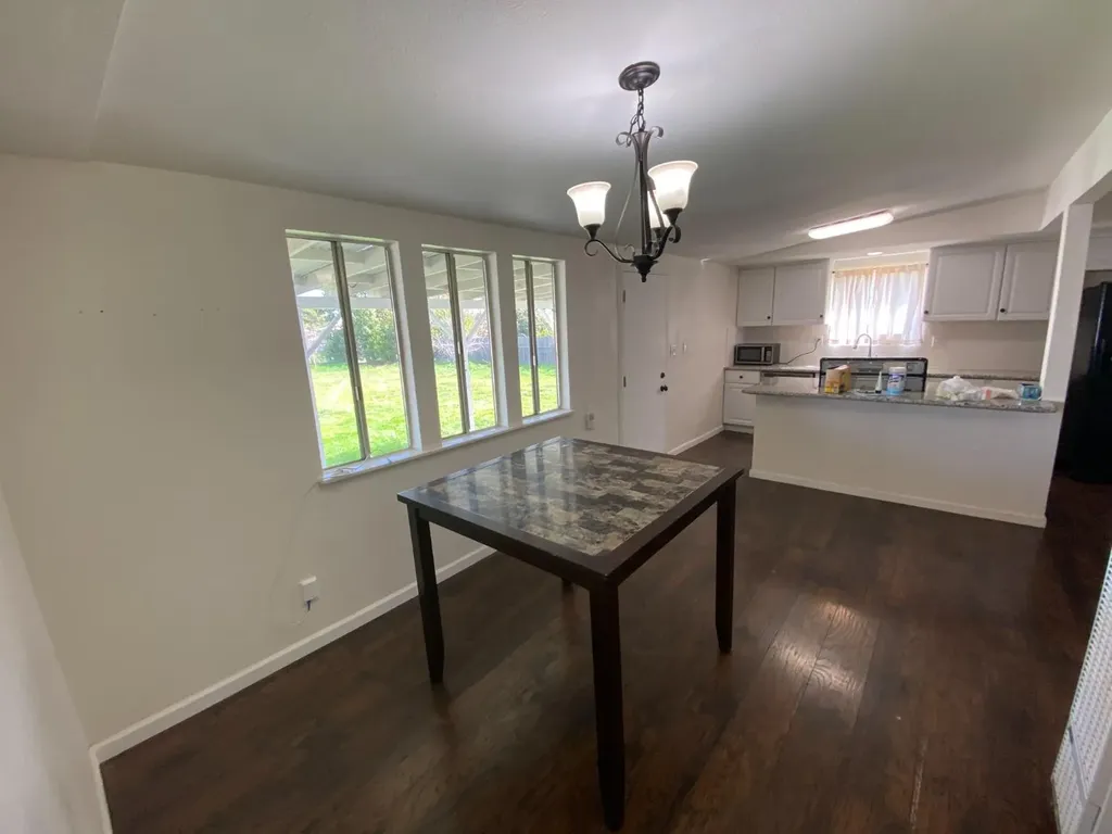 13208 S Marsh Avenue Caruthers CA 93609